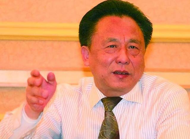 翻牌睡觉生下11个私生子75岁还在开枝散叶j9九游会真人游戏第一在逃富豪10位情妇(图11)