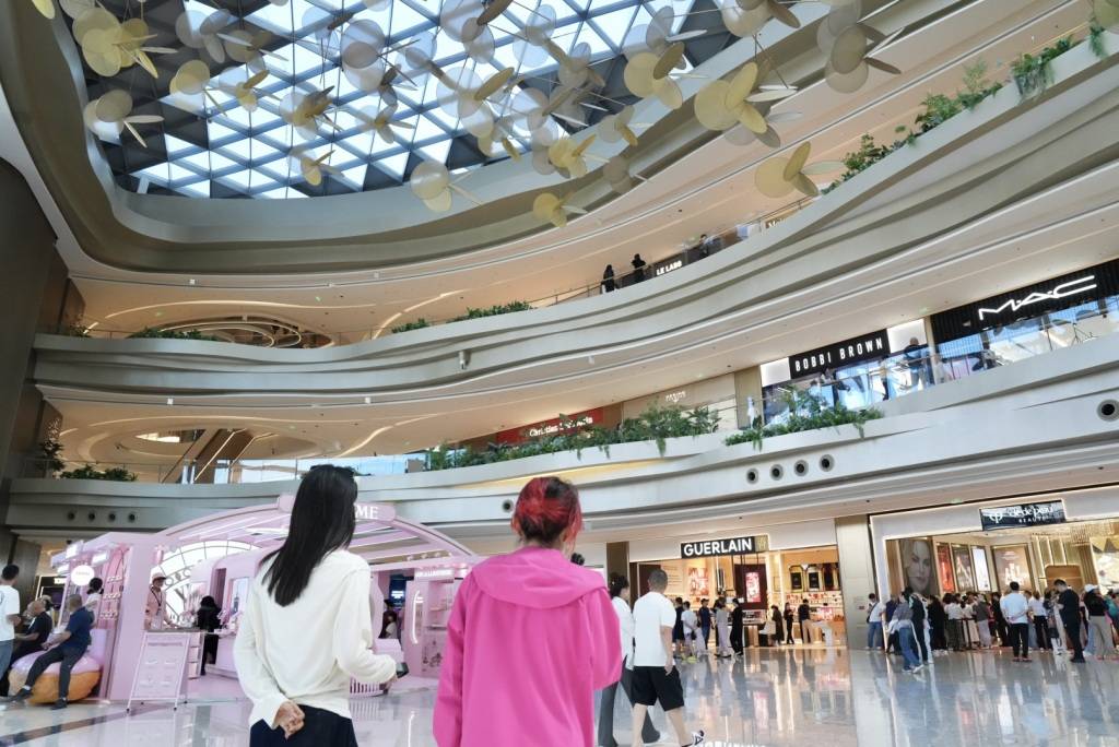 城市奔向国际旅游消费中心一批高端项目加速而来九游会真人游戏第一品牌三亚新未来③|从旅游(图2) 城市奔向国际旅游消费中心一批高端项目加速而来九游会真人游戏第一品牌三亚新未来③|从旅游(图2)